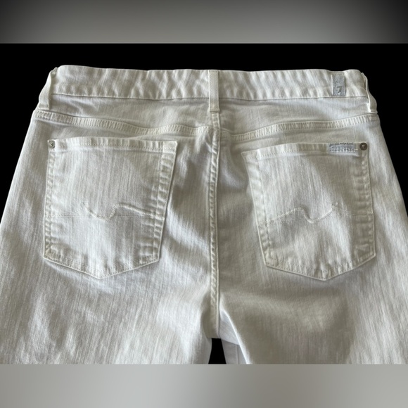 🤍7️⃣NWOT SEVEN FOR ALL MANKIND white jeans size 31.  Awesome fit & stretch! - Picture 4 of 8